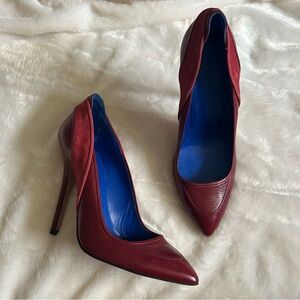 Carolina Herrara red mixed textured leather super high heels 39